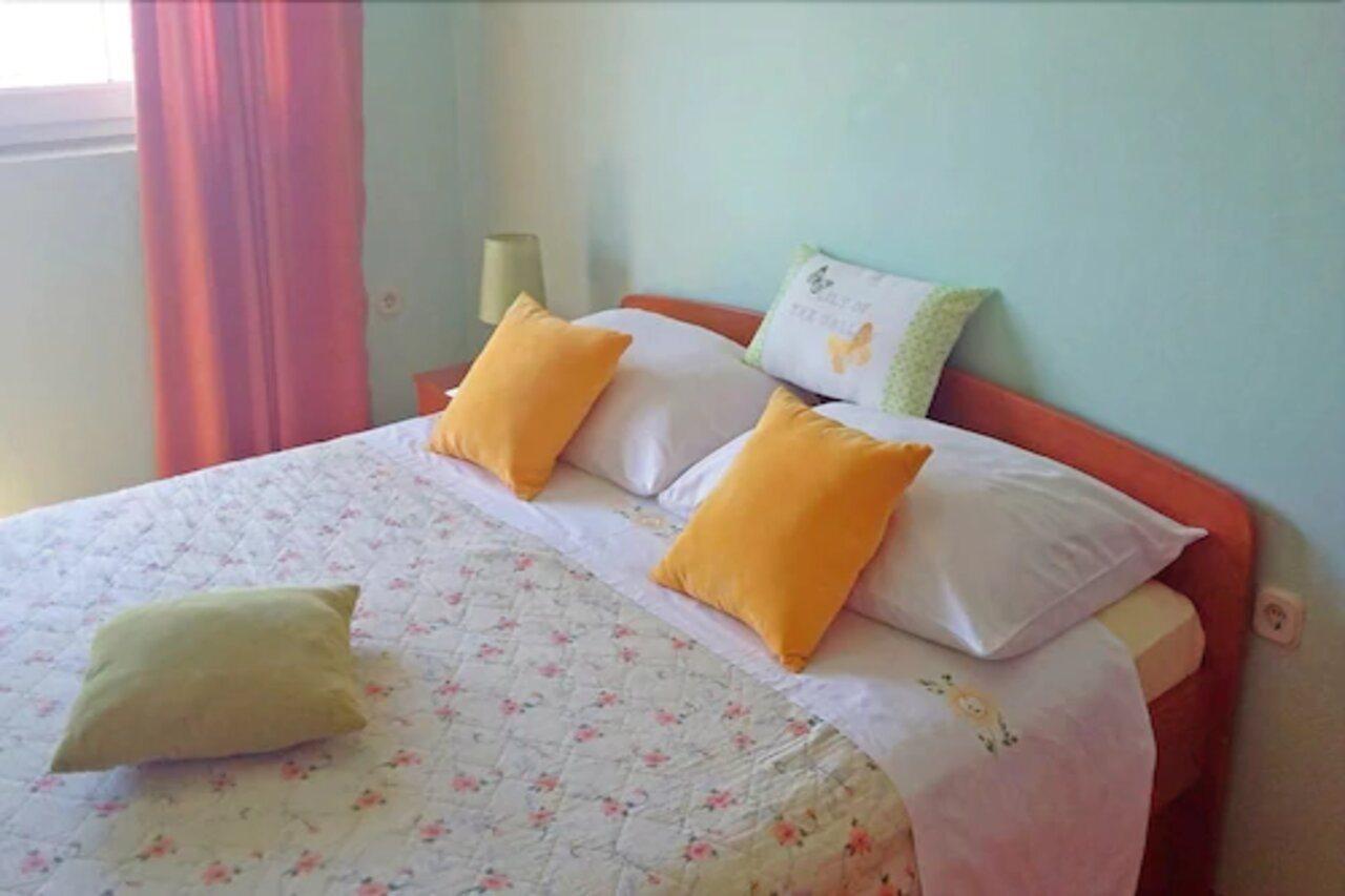Burmeta Apartman *